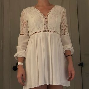 Beautiful white mini dress